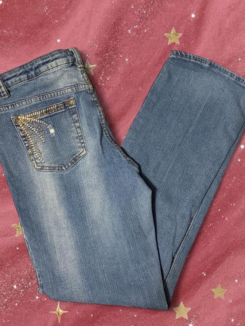 Women's Light Wash Embellished Back Pocket Jeans